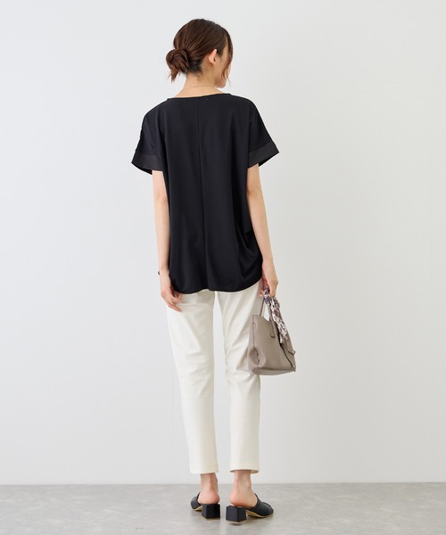 Jayro（ジャイロ）の「ポンチ接触冷感裾タックTシャツ（Tシャツ/カットソー・レディース・ブラック/チャコールグレー/ブルー系その他4/ホワイト系その他/ベージュ系その他2・M）」の11枚目の写真