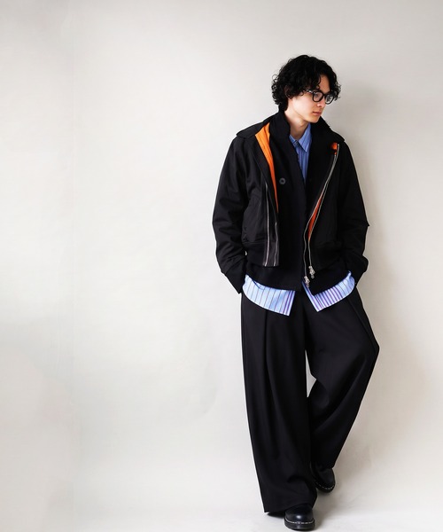 antiqua（アンティカ）の「異素材 レイヤード風 ショート丈 ダブルジップ MA-1（MA-1・レディース・ブラック/グレー・ONESIZE）」の15枚目の写真