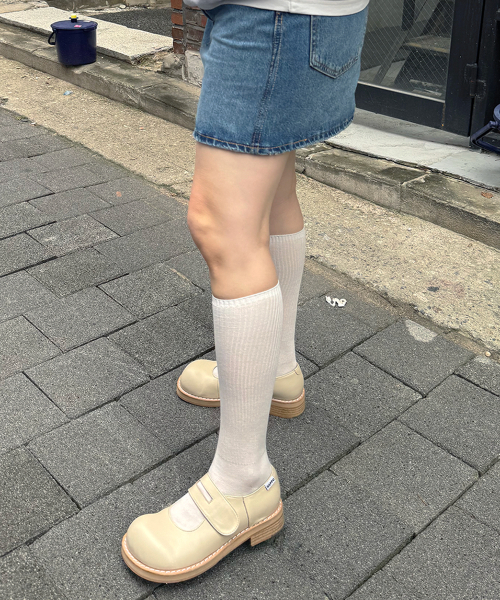 hippu(ヒプ)の「Square Jane Ivory(バレエシューズ・レディース・その他・23.5cm/24cm/24.5cm/25cm/25.5cm/22cm/22.5cm/23cm)」の5枚目の写真