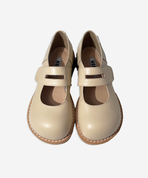 hippu(ヒプ)の「Square Jane Ivory(バレエシューズ・レディース・その他・23.5cm/24cm/24.5cm/25cm/25.5cm/22cm/22.5cm/23cm)」の3枚目の写真