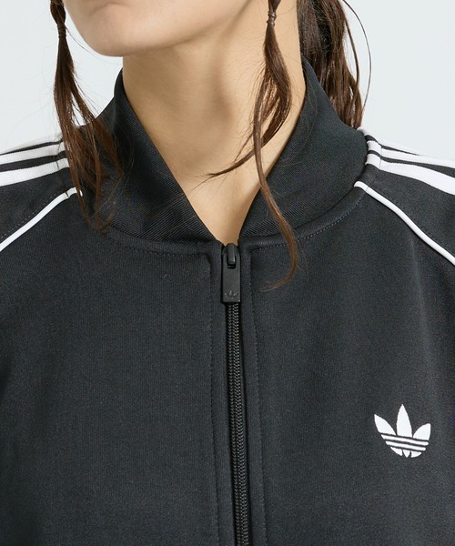 adidas(アディダス)の「【adidas originals/アディダスオリジナルス】ST CLASSICS LOOSE TT|ルーズシルエット トラックトップ(ジャージ・メンズ・ブラック・M/L)」の9枚目の写真