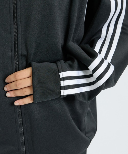adidas(アディダス)の「【adidas originals/アディダスオリジナルス】ST CLASSICS LOOSE TT|ルーズシルエット トラックトップ(ジャージ・メンズ・ブラック・M/L)」の10枚目の写真