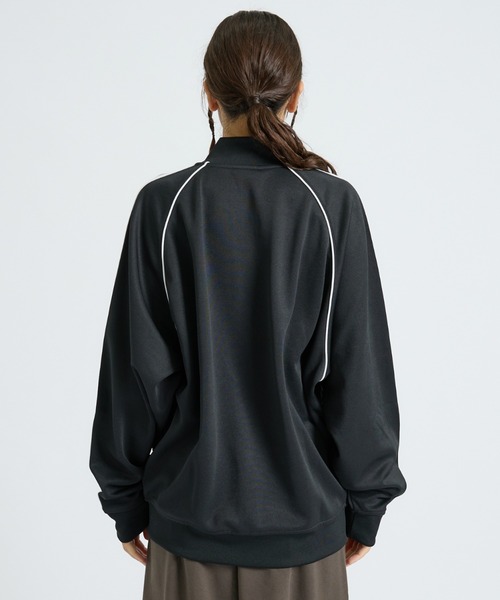 adidas(アディダス)の「【adidas originals/アディダスオリジナルス】ST CLASSICS LOOSE TT|ルーズシルエット トラックトップ(ジャージ・メンズ・ブラック・M/L)」の8枚目の写真