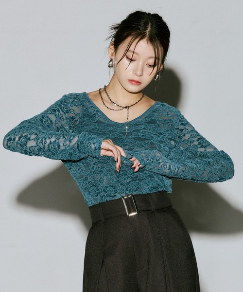 PAGEBOY(ページボーイ)の「ベロアレース2WAYロングスリーブ【前後2WAY】(Tシャツ/カットソー・レディース・ローズ/ターコイズブルー/オフホワイト/ブラック・FREE)」の20枚目の写真