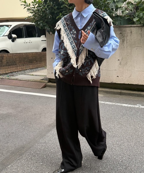 Ameri(アメリ)の「2WAY FLOWER PATTERN FRINGE KNIT VEST(ベスト・レディース・ブルー/ブラウン/グレー・FREE)」の16枚目の写真