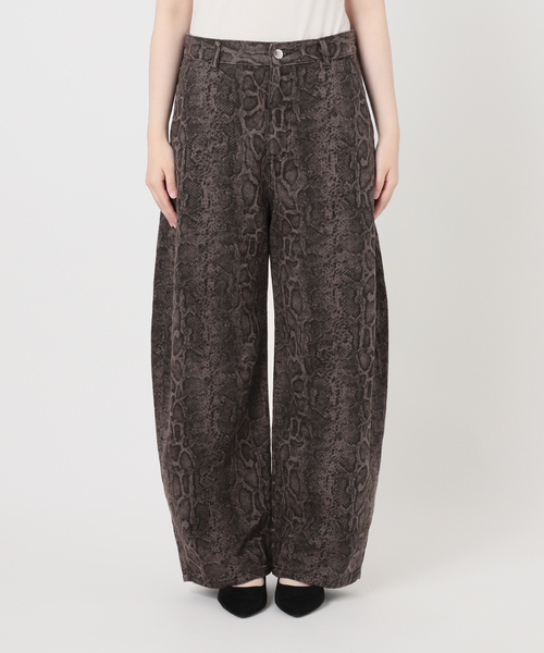 JOINT WORKS(ジョイントワークス)の「アニマルパターン カーブ PANTS / J ANIMAL PATTERN CURVE PT(デニムパンツ・レディース・オートミール/ブラック系その他・LARGE/MEDIUM)」の3枚目の写真