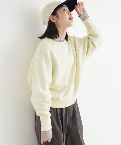 HONEYSUCKLE ROSE(ハニーサックルローズ)の「《柔らかな着心地/体型カバー》スウェットライクニット(ニット/セーター・レディース・グリーン/レッド系1/ライトグレー/ライトイエロー系・03/05/04)」の3枚目の写真