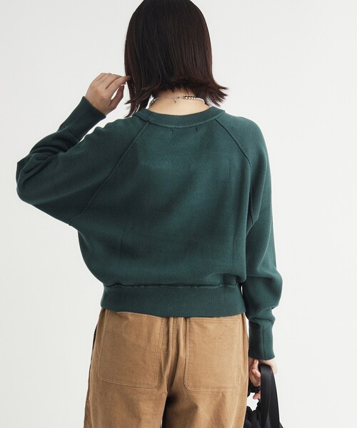 HONEYSUCKLE ROSE(ハニーサックルローズ)の「《柔らかな着心地/体型カバー》スウェットライクニット(ニット/セーター・レディース・グリーン/レッド系1/ライトグレー/ライトイエロー系・03/05/04)」の12枚目の写真