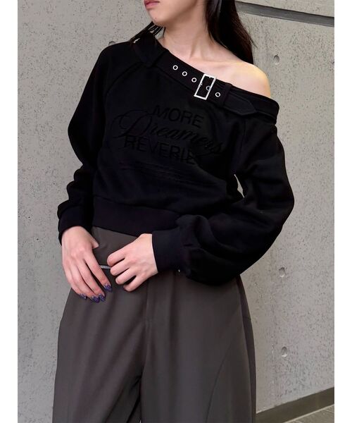 MURUA(ムルーア)の「オフショルスウェットトップス 冬服(スウェット・レディース・グレー/アイボリー/ブラック・FREE)」の2枚目の写真