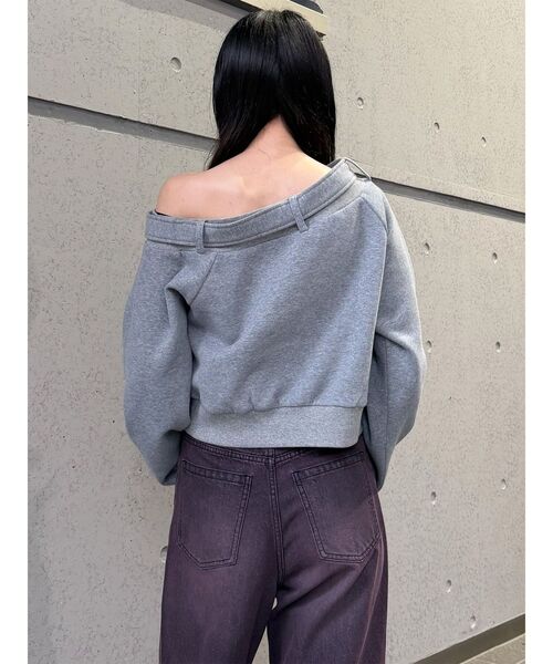 MURUA(ムルーア)の「オフショルスウェットトップス 冬服(スウェット・レディース・グレー/アイボリー/ブラック・FREE)」の19枚目の写真