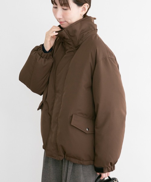 ITEMS URBANRESEARCH（アイテムズ アーバンリサーチ）の「フードミドルダウンジャケット（ダウンジャケット/コート・レディース・ブラウン/ブラック・FREE）」の13枚目の写真
