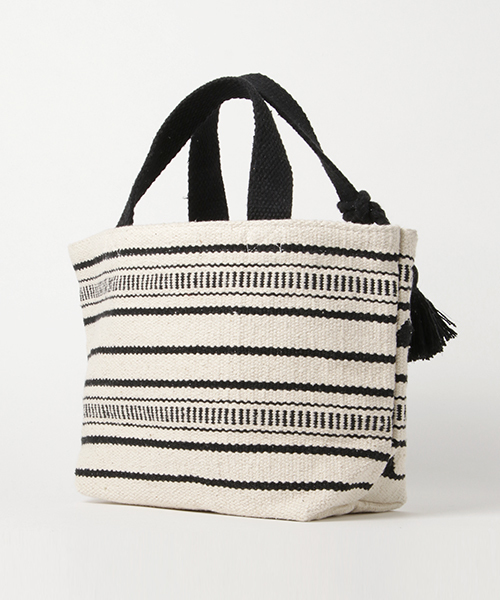 LBC（エルビーシー）の「【Lilas Campbell】リラキャンベル トートバッグ stella（トートバッグ・レディース・ブラック/ホワイト・ONE SIZE）」の3枚目の写真