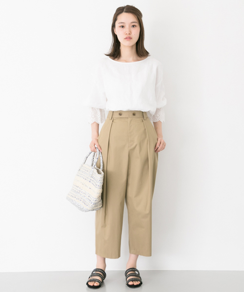 URBAN RESEARCH（アーバンリサーチ）の「【TRILL掲載】UR チノタックラインパンツ（チノパンツ・レディース・カーキ/ベージュ・36/38）」の14枚目の写真