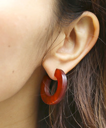 MARBLE HOOP PIERCE