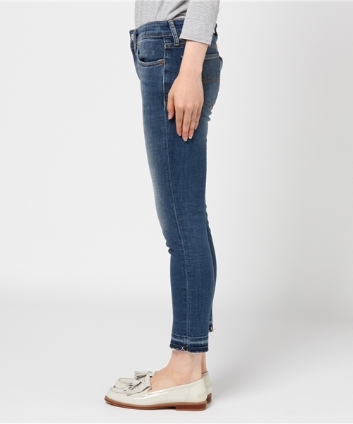 Denim & Supply Ralph Lauren(デニムアンドサプライラルフローレン)の「D&S Morgan クロップ スキニージーンズ(デニムパンツ・レディース・ブルー系9・28/25/26/27/24)」の10枚目の写真
