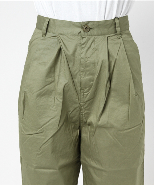 LAKOLE（ラコレ）の「【汗ジミ軽減】ワイドレッグチノパンツ / LAKOLE（チノパンツ・レディース・オリーブ/ベージュ・3/2/4）」の8枚目の写真