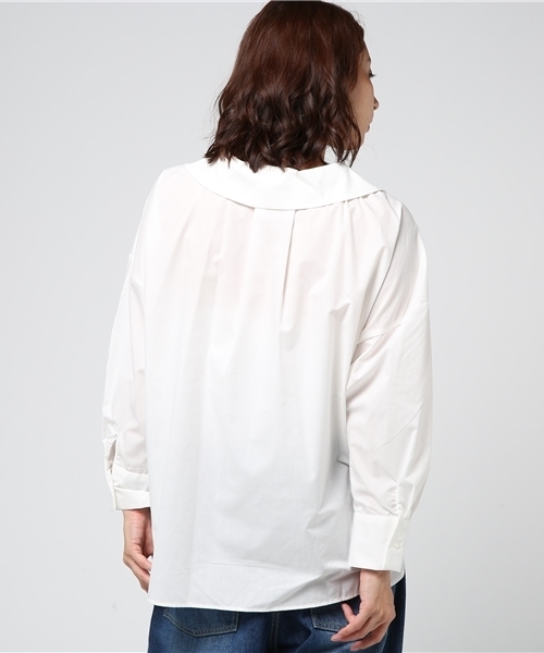 archives（アルシーヴ）の「肩ギャザーシャツ（シャツ/ブラウス・レディース・オフホワイト/ブラック/ベージュ/ホワイト×ブラック・MEDIUM）」の7枚目の写真