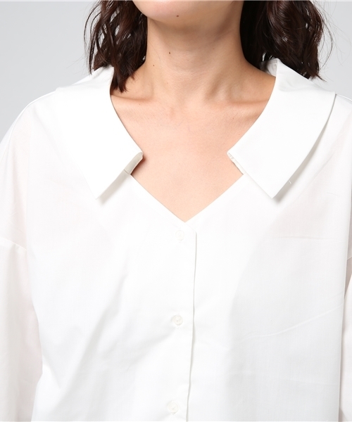 archives（アルシーヴ）の「肩ギャザーシャツ（シャツ/ブラウス・レディース・オフホワイト/ブラック/ベージュ/ホワイト×ブラック・MEDIUM）」の8枚目の写真