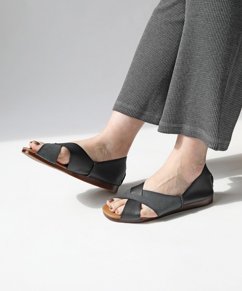 RiiiKa（リーカ）の「【MADE IN JAPAN】【安心の日本製】オープントゥフラットシューズ【RiiiKa/リーカ】（サンダル・レディース・ブラック/アイボリー/キャメル/カーキ/ブラック系その他・M/LL/S/L）」の22枚目の写真