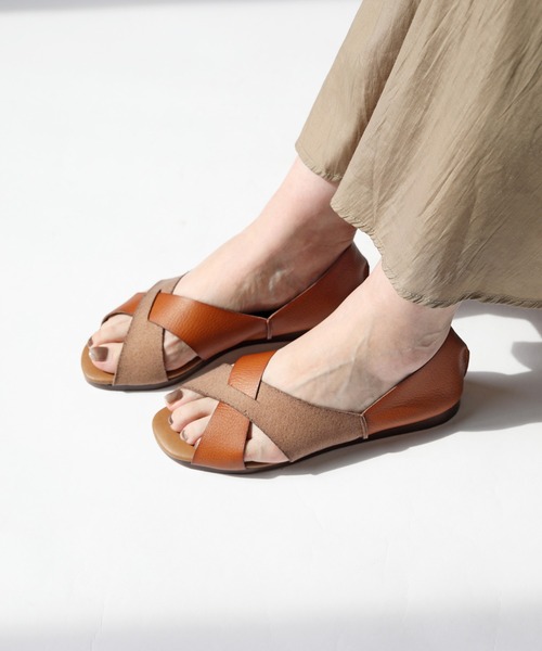 RiiiKa（リーカ）の「【MADE IN JAPAN】【安心の日本製】オープントゥフラットシューズ【RiiiKa/リーカ】（サンダル・レディース・ブラック/アイボリー/キャメル/カーキ/ブラック系その他・M/LL/S/L）」の9枚目の写真