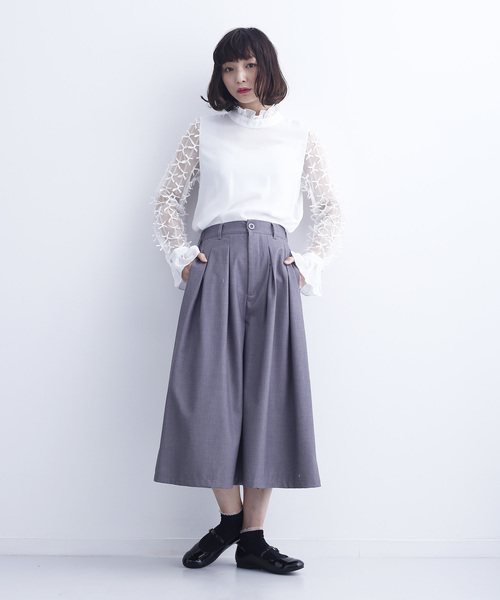 merlot plus（メルロープリュス）の「リボンチュール袖ブラウス6493（シャツ/ブラウス・レディース・ブラック/アイボリー・FREE）」の7枚目の写真