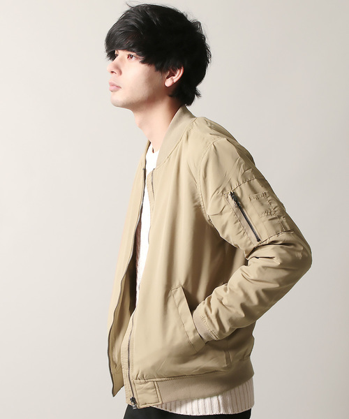 ASTRONOMY（アストロノミー）の「中綿パディングMA-1ジャケット（MA-1・メンズ・ブラック/ベージュ/ネイビー/グレー/カーキ/モカ/アーミー/杢グレー/ワイン/グリーン系その他/ブラック系その他/ブラック系その他2/ブルー系その他/グリーン系その他2/ベージュ系その他/ブラウン系その他/グリーン系その他3/ホワイト/チャコール/ブラウン・S/M/L/XL/XXL）」の12枚目の写真