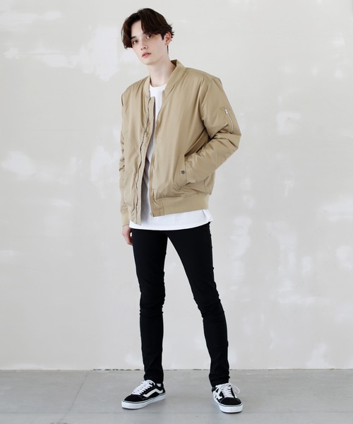 ASTRONOMY（アストロノミー）の「中綿パディングMA-1ジャケット（MA-1・メンズ・ブラック/ベージュ/ネイビー/グレー/カーキ/モカ/アーミー/杢グレー/ワイン/グリーン系その他/ブラック系その他/ブラック系その他2/ブルー系その他/グリーン系その他2/ベージュ系その他/ブラウン系その他/グリーン系その他3/ホワイト/チャコール/ブラウン・S/M/L/XL/XXL）」の21枚目の写真