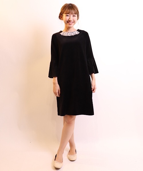 flower（フラワー）の「シャンパンワンピース（ワンピース・レディース・ブラック/ベージュ・FREE）」の2枚目の写真