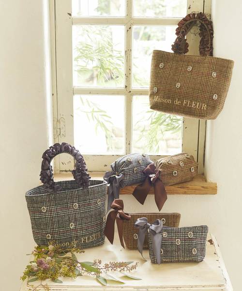 Maison de FLEUR（メゾンドフルール）の「・ビジューチェックフリル 