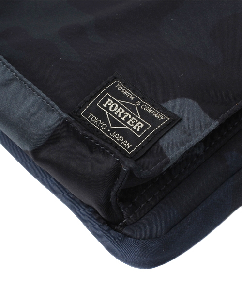 BEAMS（ビームス）の「PORTER / TANKER DOCUMENT CASE（クラッチバッグ・メンズ・オリーブ/ネイビー・ONE SIZE）」の7枚目の写真