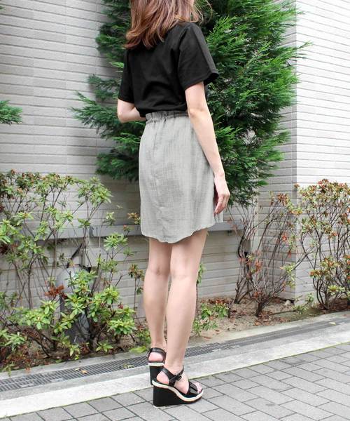 MODE ROBE（モードローブ）の「ドロストリネンミニスカート（スカート・レディース・グレー/ブラウン/ベージュ・FREE）」の7枚目の写真