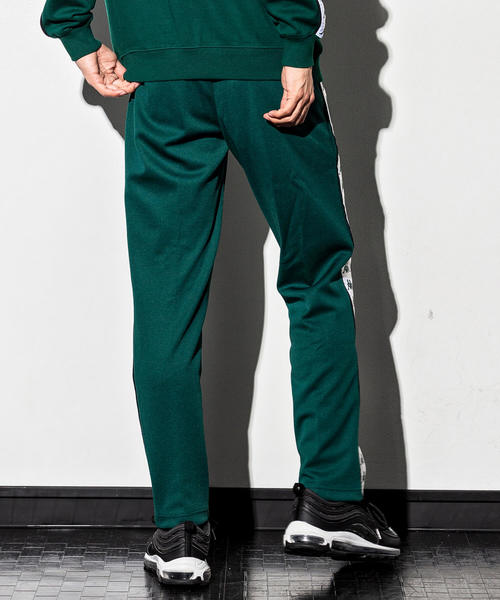 Kappa（カッパ）の「Kappa(カッパ)BANDA OMINI ロゴサイドラインパンツ（スウェットパンツ・メンズ・ブラック/ダークグリーン・M/L/S/XL）」の16枚目の写真