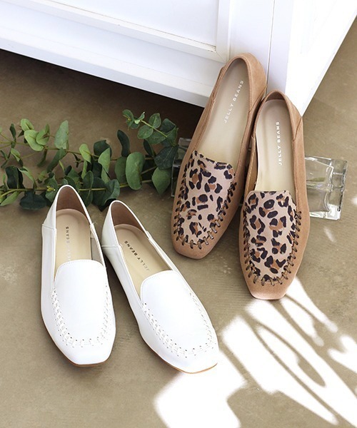 JELLY BEANS（ジェリービーンズ）の「ソフトローファーシューズ【Made in Japan】(120-10289)JELLY BEANS(ジェリービーンズ)（パンプス・レディース・ブラック/ホワイト/レオパード/グレー・24/24.5/22.5/23/23.5）」の2枚目の写真