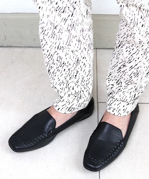 JELLY BEANS（ジェリービーンズ）の「ソフトローファーシューズ【Made in Japan】(120-10289)JELLY BEANS(ジェリービーンズ)（パンプス・レディース・ブラック/ホワイト/レオパード/グレー・24/24.5/22.5/23/23.5）」の3枚目の写真