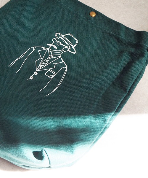 kutir（クティール）の「【２周年アイテム】イラストミニショルダー（ショルダーバッグ・メンズ・グリーン/オフホワイト/ブラック・FREE）」の10枚目の写真