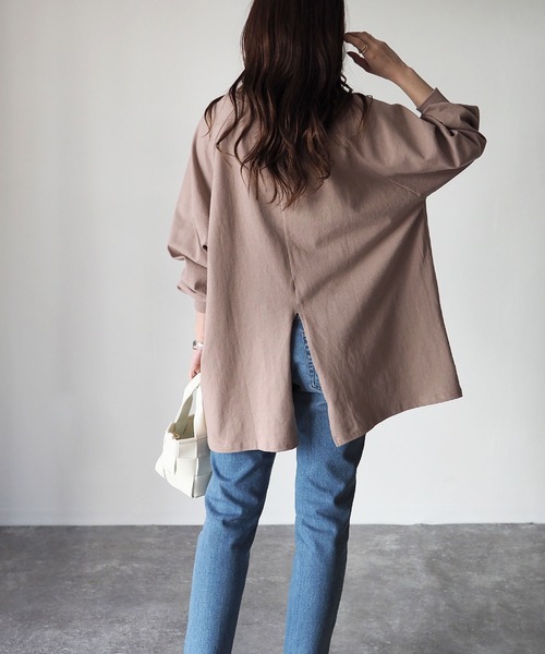 Riberry（リベリー）の「バックスリットオーバーサイズラグランスリーブロンT（Tシャツ/カットソー・レディース・ブラック/ベージュ/オフホワイト/ラベンダー/グリーン系その他/カーキ/ライトパープル/モカ/ブルー/スミクロ・FREE）」の22枚目の写真