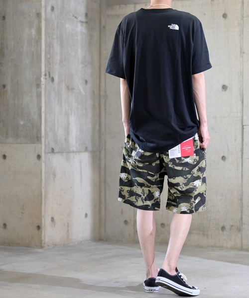 THE NORTH FACE（ザノースフェイス）の「【22】〔THE NORTH FACE/ザ ノースフェイス〕 Simple Dome Tee 半袖Tシャツ（Tシャツ/カットソー・メンズ・ホワイト/ブラック・SMALL/MEDIUM/LARGE/X-LARGE/X-SMALL）」の11枚目の写真