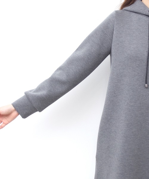ヘレンチア　エアクッション パーカー フレア ワンピース HERENCIA（ヘレンチア）の「【WEB限定商品】エアクッション