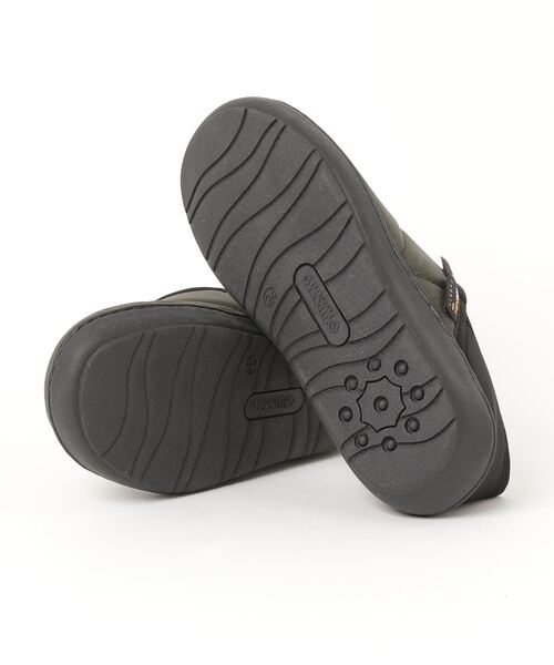 OUTDOOR PRODUCTS(アウトドアプロダクツ)の「2マイルモックサンダル モックシューズ(その他シューズ・メンズ・ブラック/ネイビー/カーキ/イエロー・SMALL/LARGE/X-LARGE/X-SMALL/MEDIUM)」の6枚目の写真