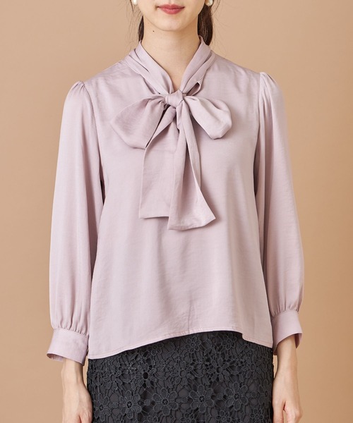 tocco closet（トッコ　クローゼット）の「袖口パール付きボウタイりぼんヴィンテージサテンブラウス（シャツ/ブラウス・レディース・アイボリー/ピンク系その他/グレイッシュブルー・M）」の12枚目の写真