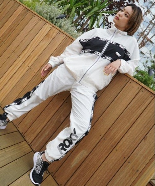 ROXY（ロキシー）の「SHUFFLE PANT/ロキシー ボトムス パンツ フィットネス ジム ヨガ ランニング ルームウェア・ワンマイルウェアにも（その他パンツ・レディース・ホワイト/ブラック・SMALL/MEDIUM/LARGE）」の18枚目の写真