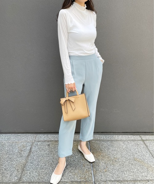 Meli rich（メリーリッチ）の「程よい透け感。プチハイネックシアープルオーバー（Tシャツ/カットソー・レディース・ブラック/アイボリー/ブルー/オフホワイト/ブラック系その他・FREE/MEDIUM）」の12枚目の写真