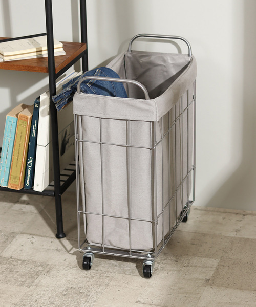 LBC（エルビーシー）の「※なくなり次第終了※【WEB限定】折りたためるランドリースクエアバスケット キャスター付き 38L（ランドリーグッズ・レディース・ダークグリーン/オフホワイト/ブラック/グレー・FREE）」の3枚目の写真