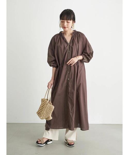 earth music&ecology（アースミュージックアンドエコロジー）の「リブストレートパンツ ＊（その他パンツ・レディース・チャコールグレー/アイボリー/ベージュ・FREE）」の10枚目の写真