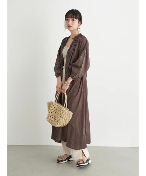 earth music&ecology（アースミュージックアンドエコロジー）の「リブストレートパンツ ＊（その他パンツ・レディース・チャコールグレー/アイボリー/ベージュ・FREE）」の6枚目の写真