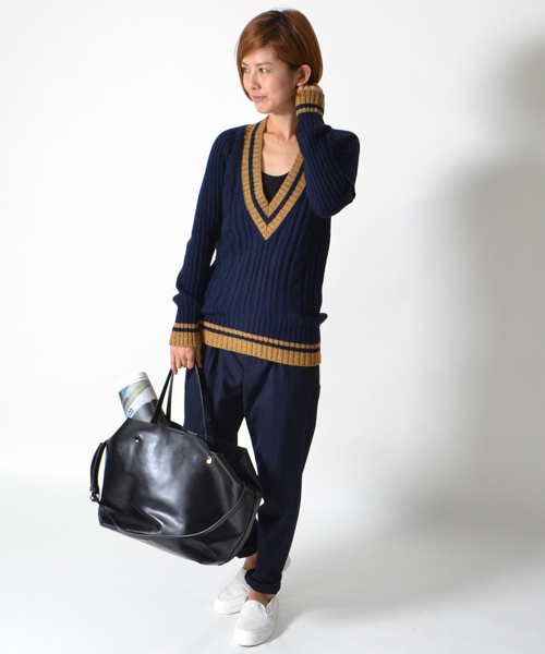 AMERICAN RAG CIE(アメリカンラグシー)の「【オンライン限定】深Vチルデンニット/209-LAN-L142W-B3806(ニット/セーター・レディース・オフホワイト/グレー/ネイビー・FREE)」の6枚目の写真