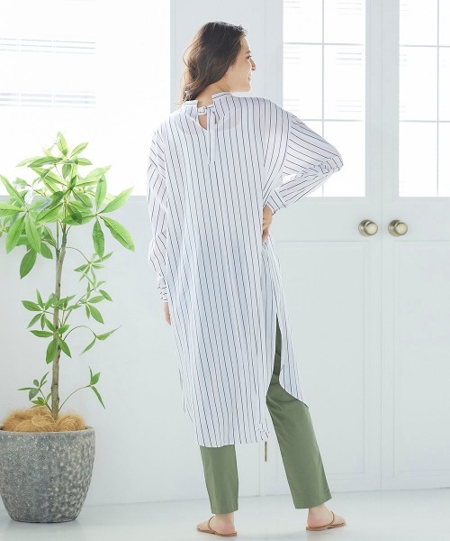 Willful by lipstar（ウィルフル バイ リップスター）の「バックベルトストライプシャツワンピース（ワンピース・レディース・ダークベージュ/パープル系その他/アイボリー・M）」の13枚目の写真