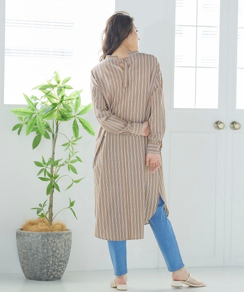 Willful by lipstar（ウィルフル バイ リップスター）の「バックベルトストライプシャツワンピース（ワンピース・レディース・ダークベージュ/パープル系その他/アイボリー・M）」の14枚目の写真