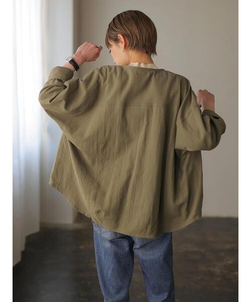 rem closet(レムクローゼット)の「コットンワークシャツジャケット(ミリタリージャケット・レディース・カーキ/チャコールグレー・S)」の18枚目の写真