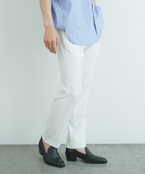 Lui's(ルイス)の「ネオクラシックピンタックスリムパンツ(スラックス・メンズ・オフホワイト/ブラック/グリーン・SMALL/MEDIUM)」の7枚目の写真